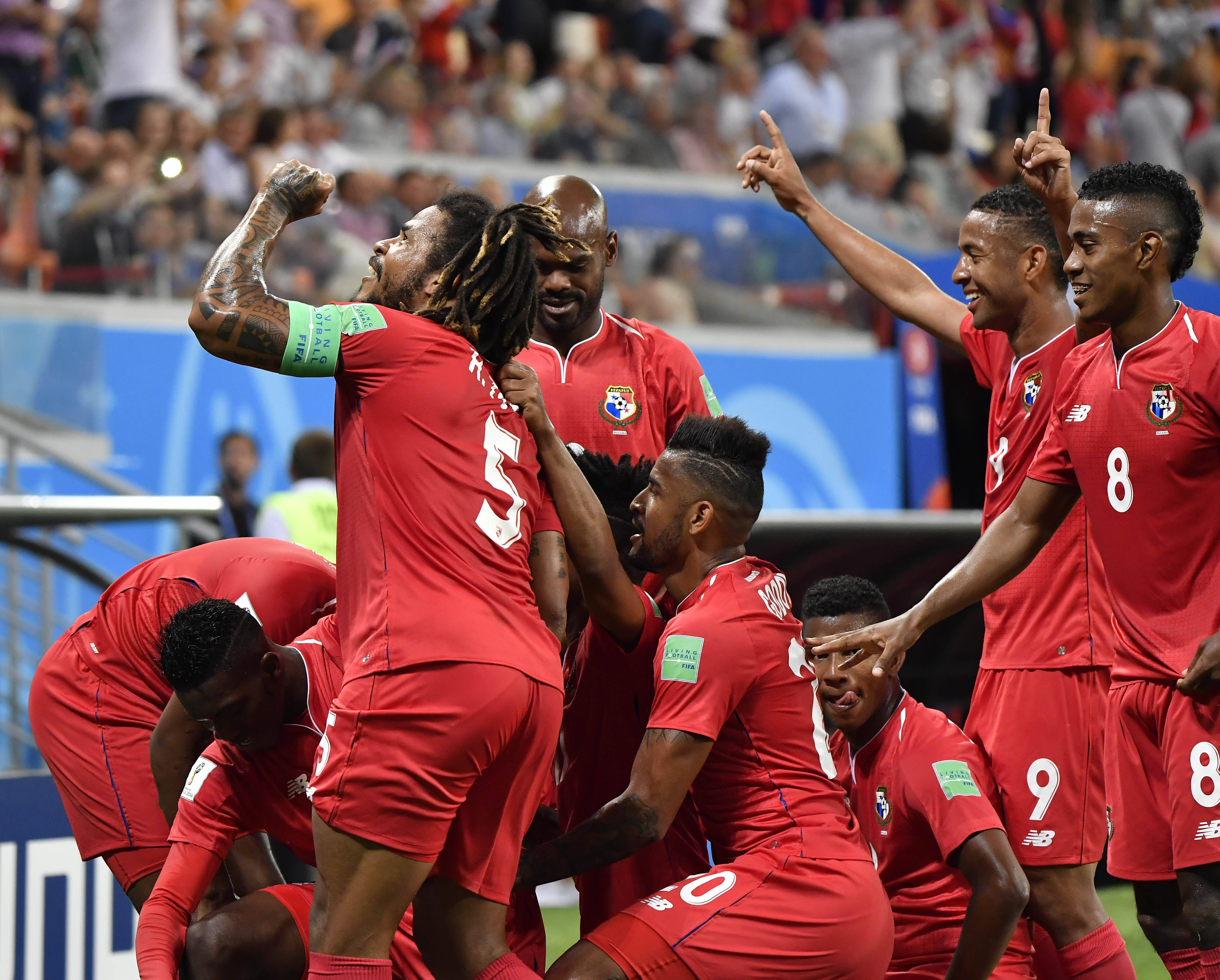 全网热议（世界杯）巴拿马2v2佛得角比分球迷热议-视角拆解